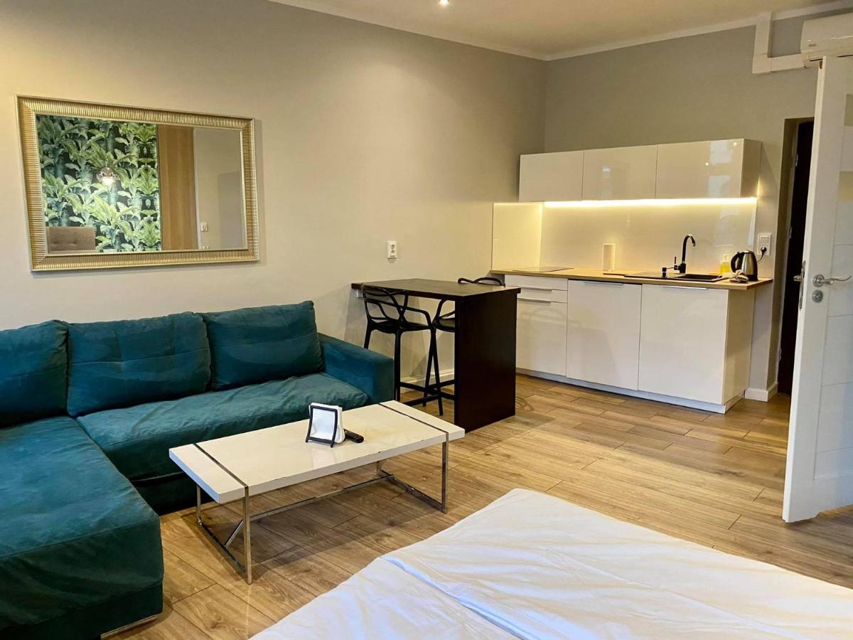 Apartmenty Mariacka 20 -Self Check-In 24H -Loud On The Weekends - By Kanclerz Investment Катовице Экстерьер фото