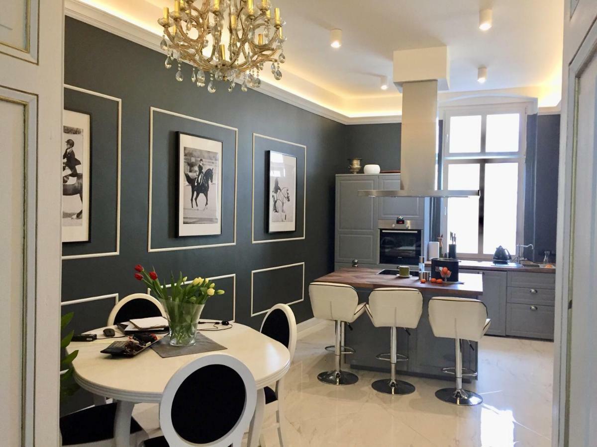 Apartmenty Mariacka 20 -Self Check-In 24H -Loud On The Weekends - By Kanclerz Investment Катовице Экстерьер фото